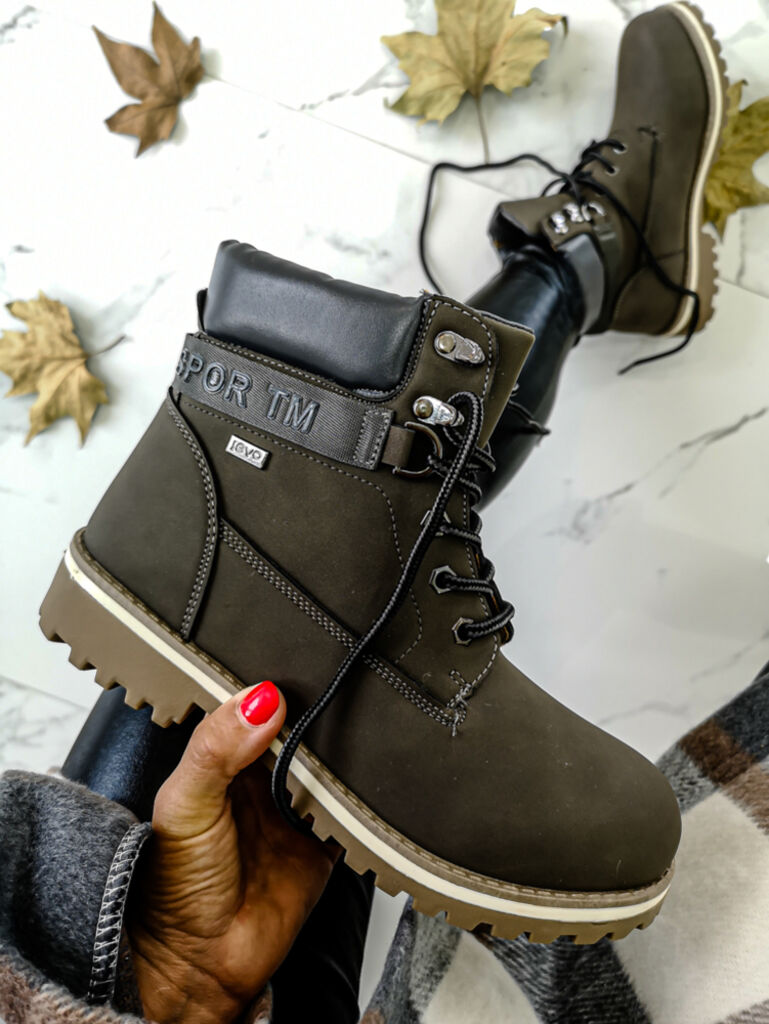 Női magasszárú cipő GIMY