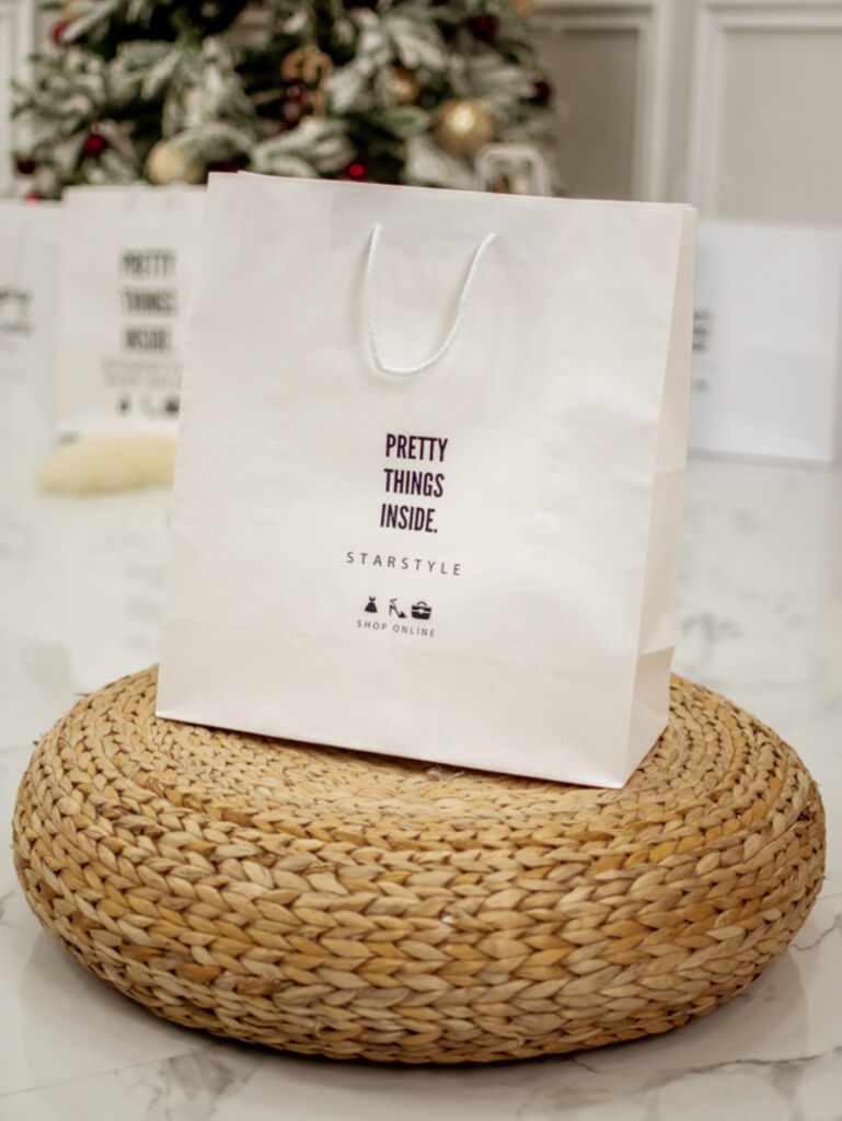 Papír ajándéktáska