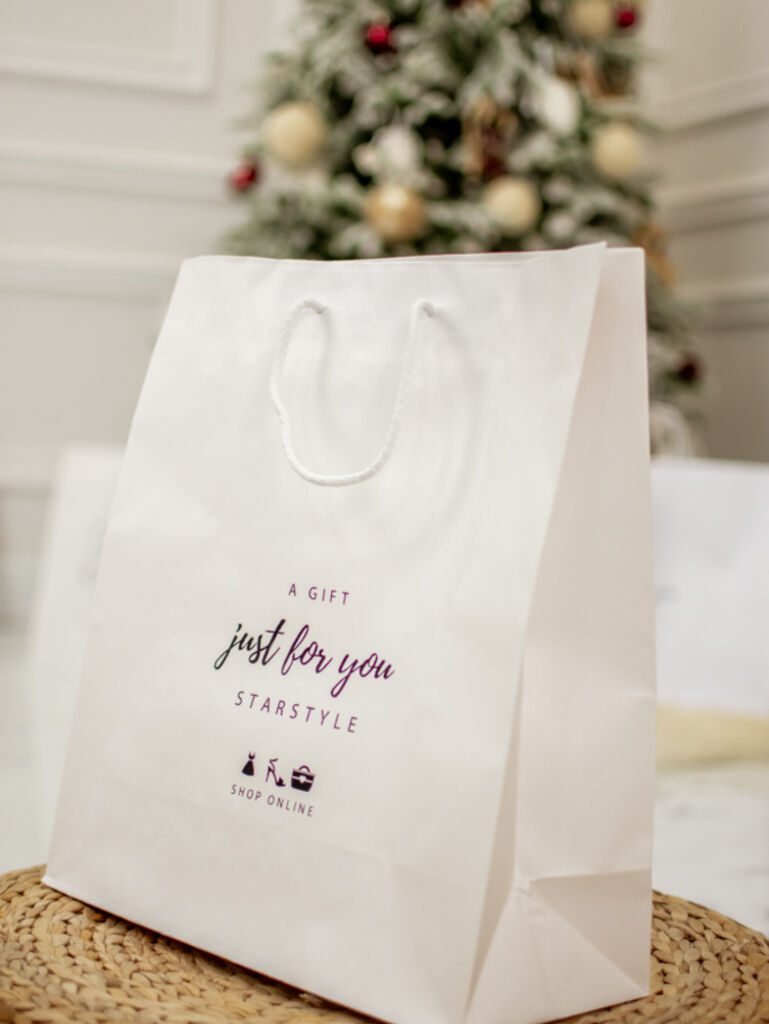 Papír ajándéktáska