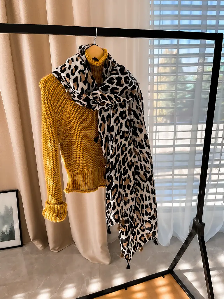 Mintás kendő - next