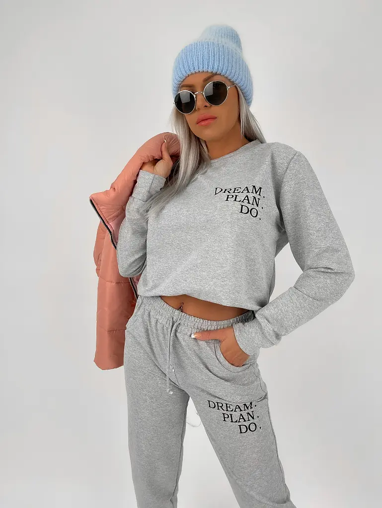 Női sportos együttes DREAMY