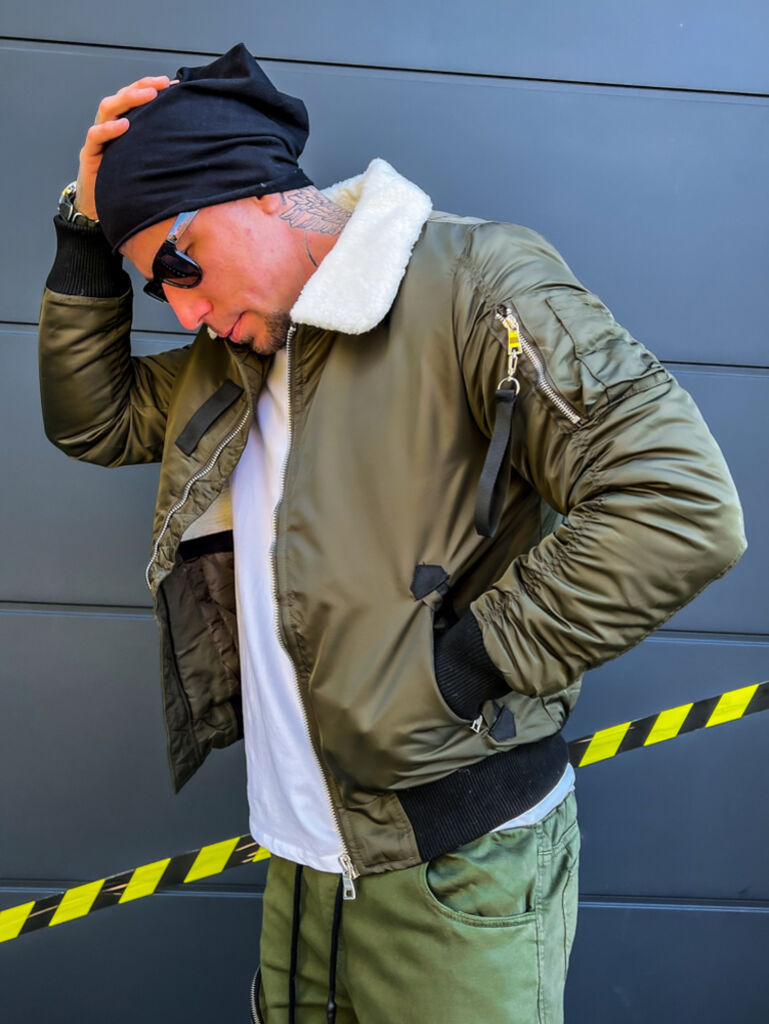 Fekete férfi sapka - next