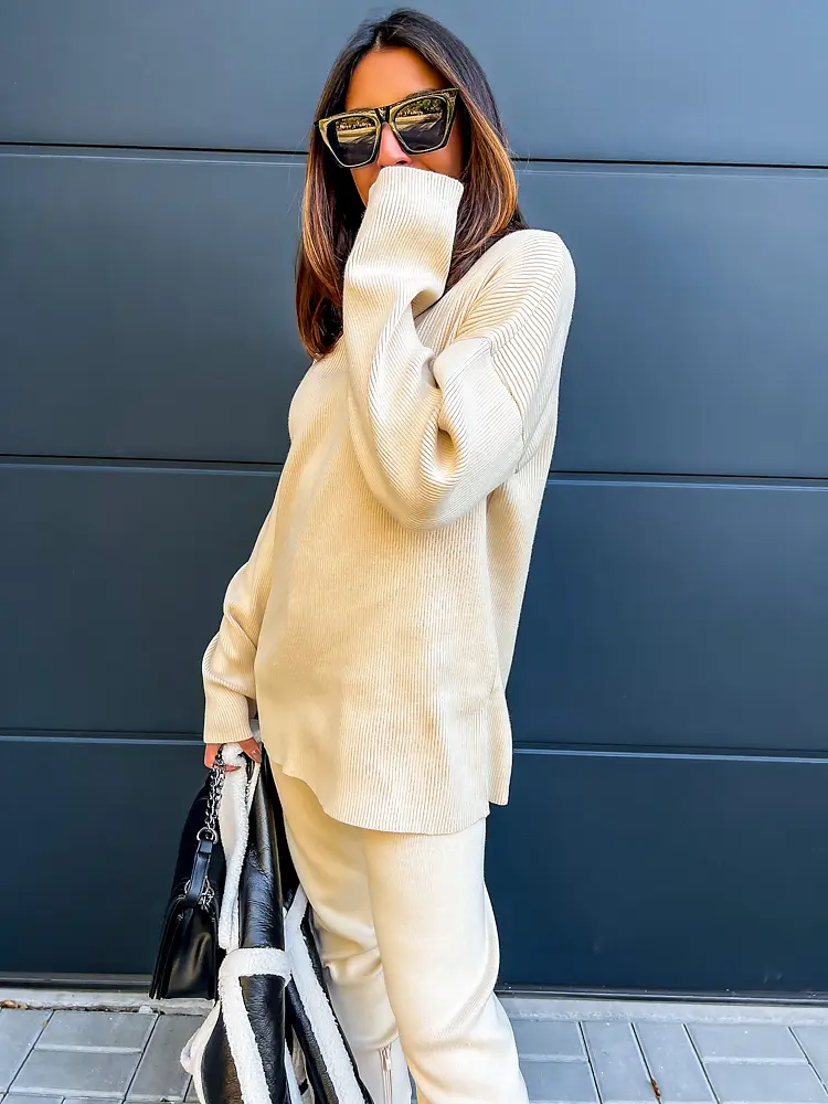 Elegáns kötött szett HARLOW - next