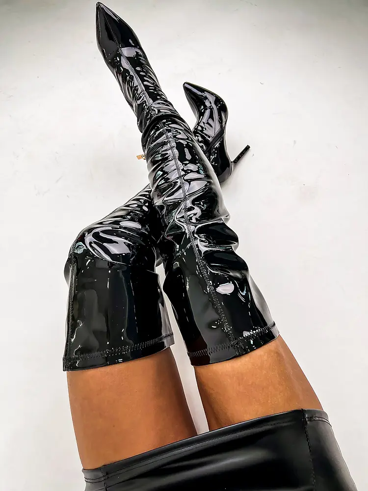 Lakkozott térd feletti csizma DALIDA - next