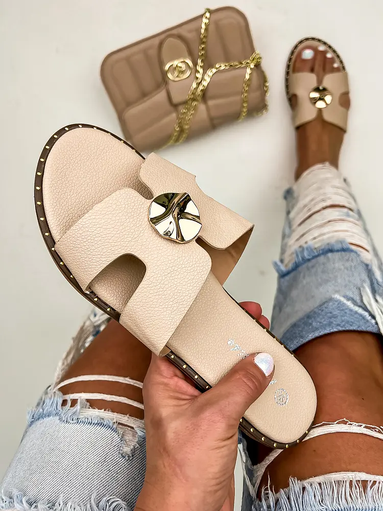 Női papucs arany színű dísszel SANGIO