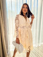 Elegáns bézs csipke ruha NAKIYA