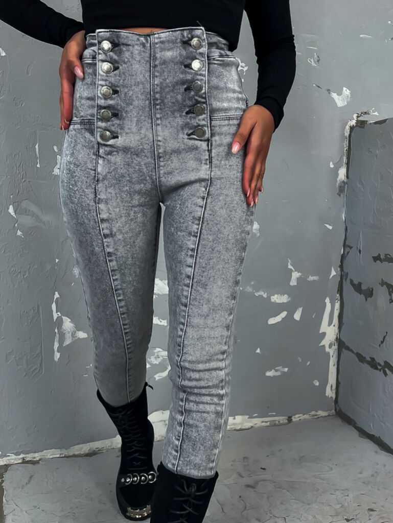 Extravagáns magas derekú farmer 