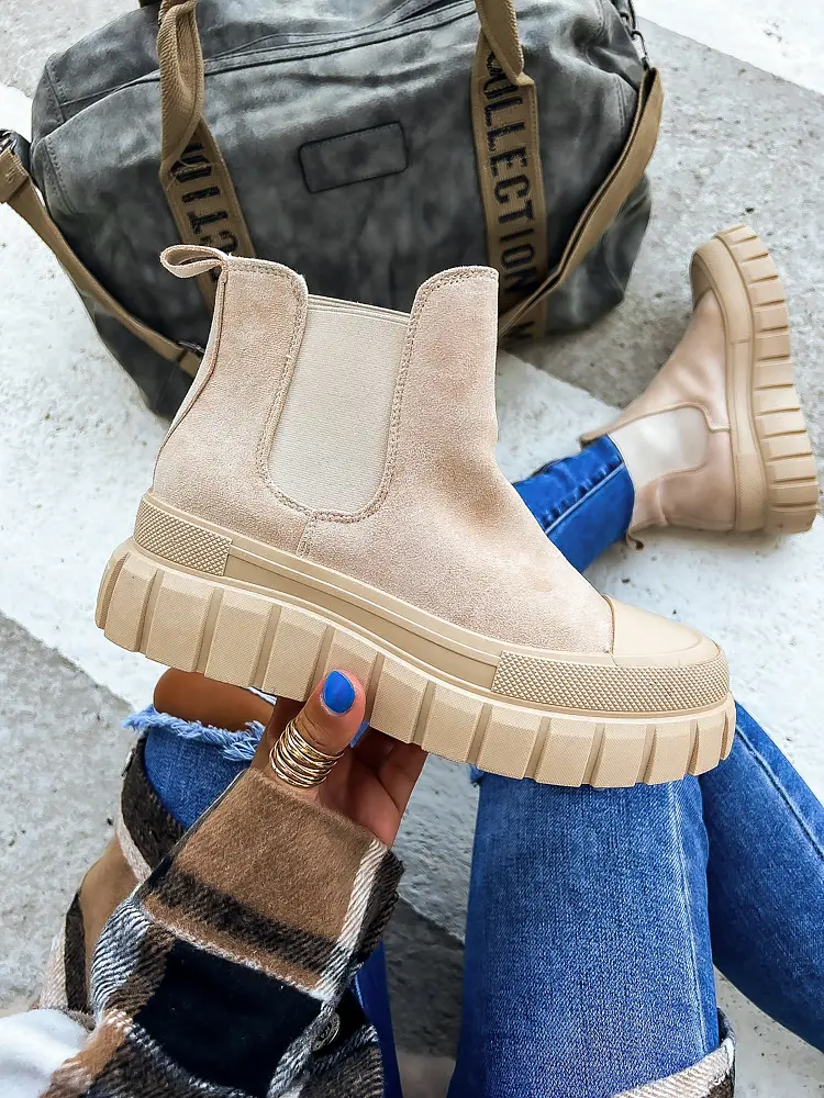 Női bokacsizma CORISSA