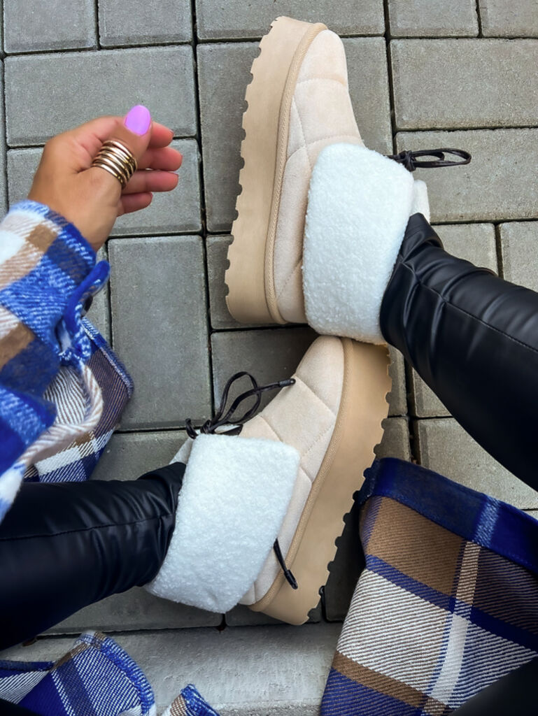 Bélelt bokacipő STELLA - next