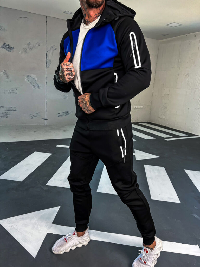 Kapucnis férfi sportegyüttes - next