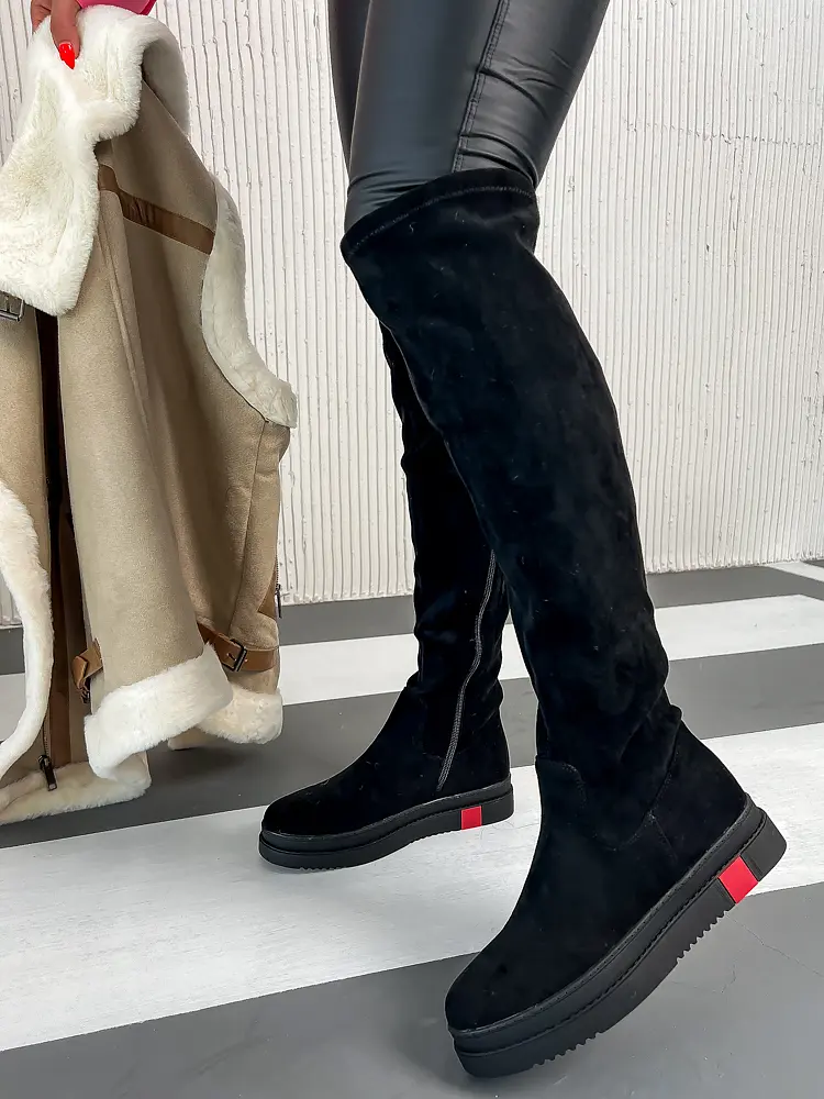 Velúr magasszárú csizma ROSHANY