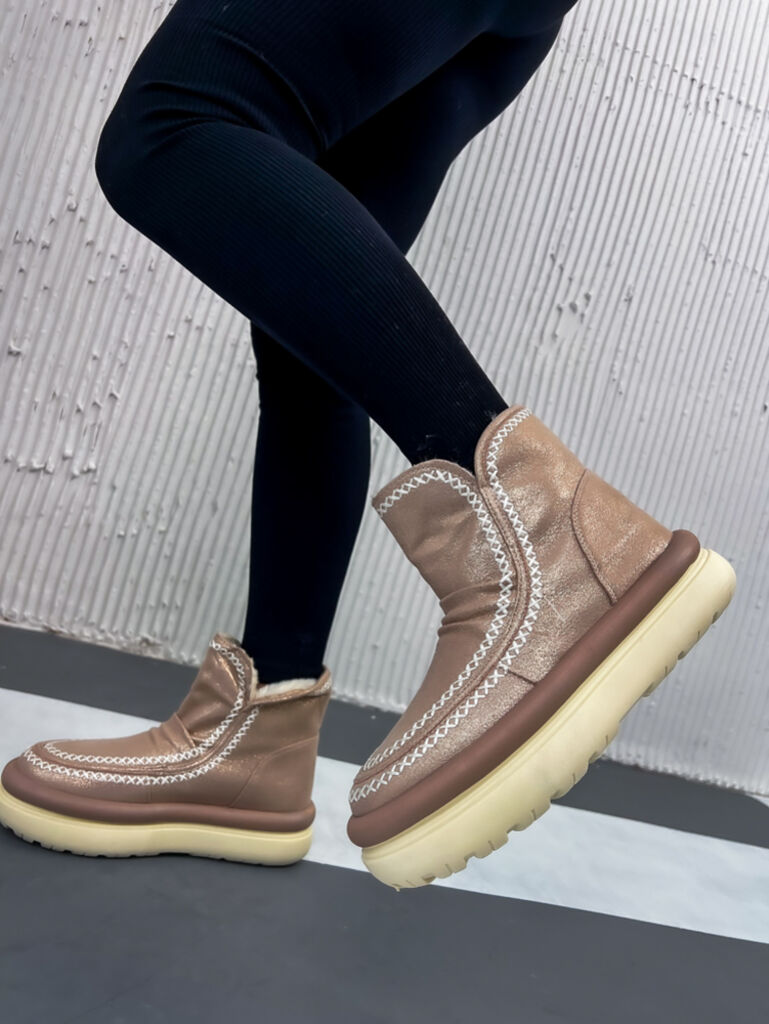 Bélelt bokacipő KARSYN - next