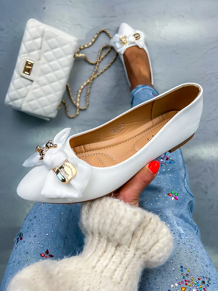 Elegáns fehér balerina cipő DELPHINE