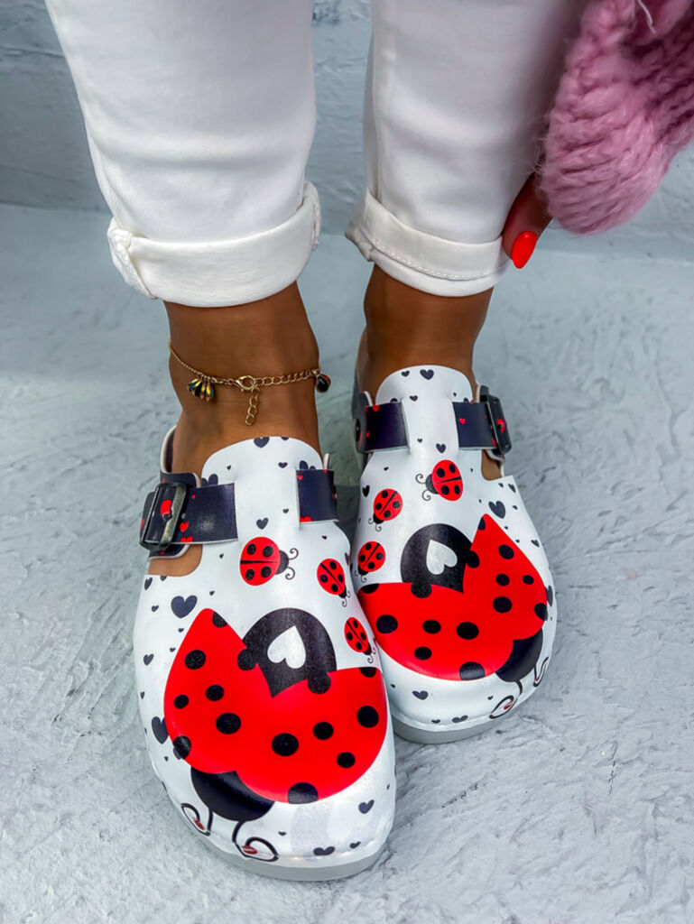 Mintás egészségügyi papucs LADYBUG