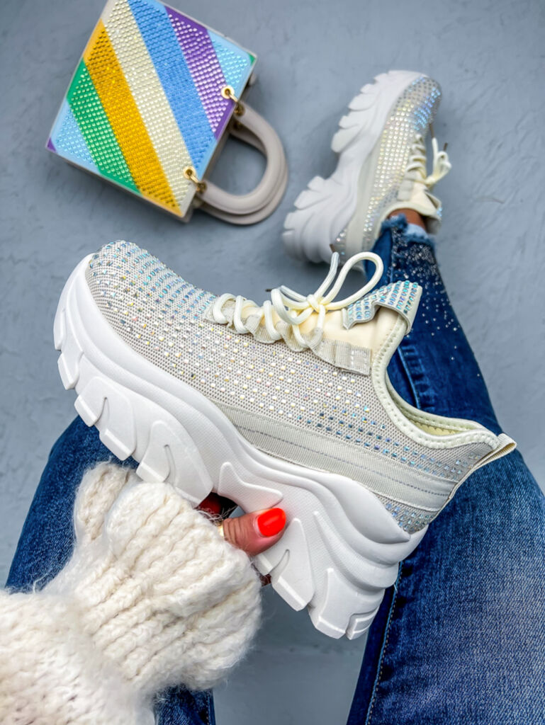 Kövekkel díszített bézs sportcipő LISBETH