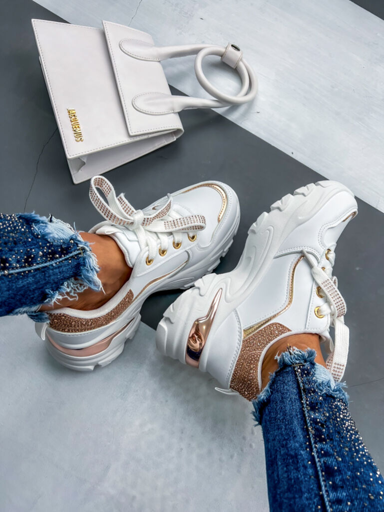 Kövekkel díszített női sportcipő OMAHA - next