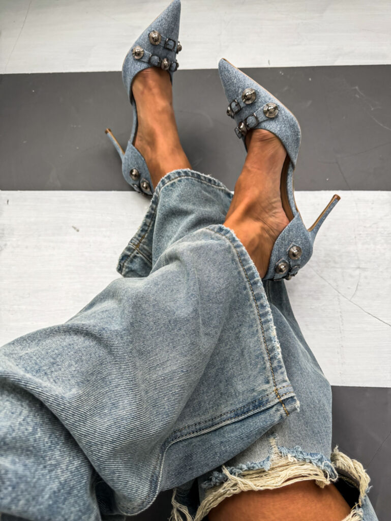 Farmer magassarkú ezüst színű díszekkel ADORA - next