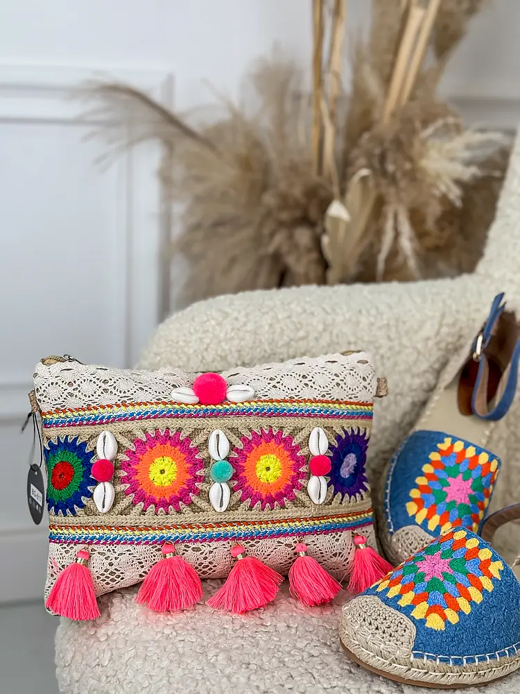 Hímzett női táska ELSA - next