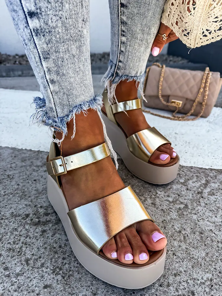 Platformos szandál BIANKA