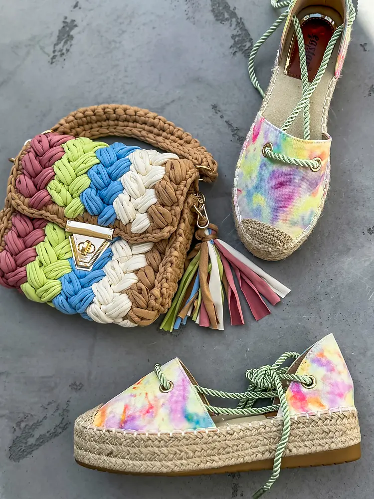 Felkötős szandál NAWAL - next