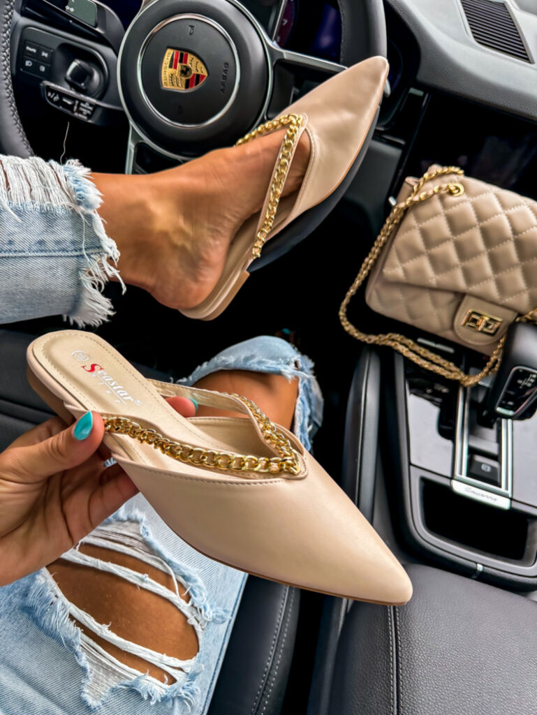 Női papucs arany színű lánccal BRYNN - next