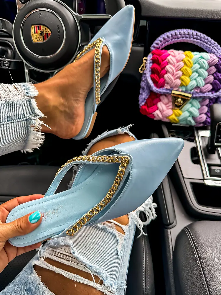 Női papucs arany színű lánccal BRYNN - next