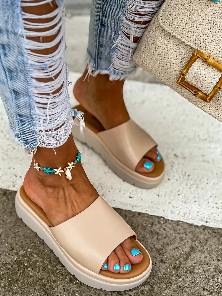 Bézs női papucs LORANA - next