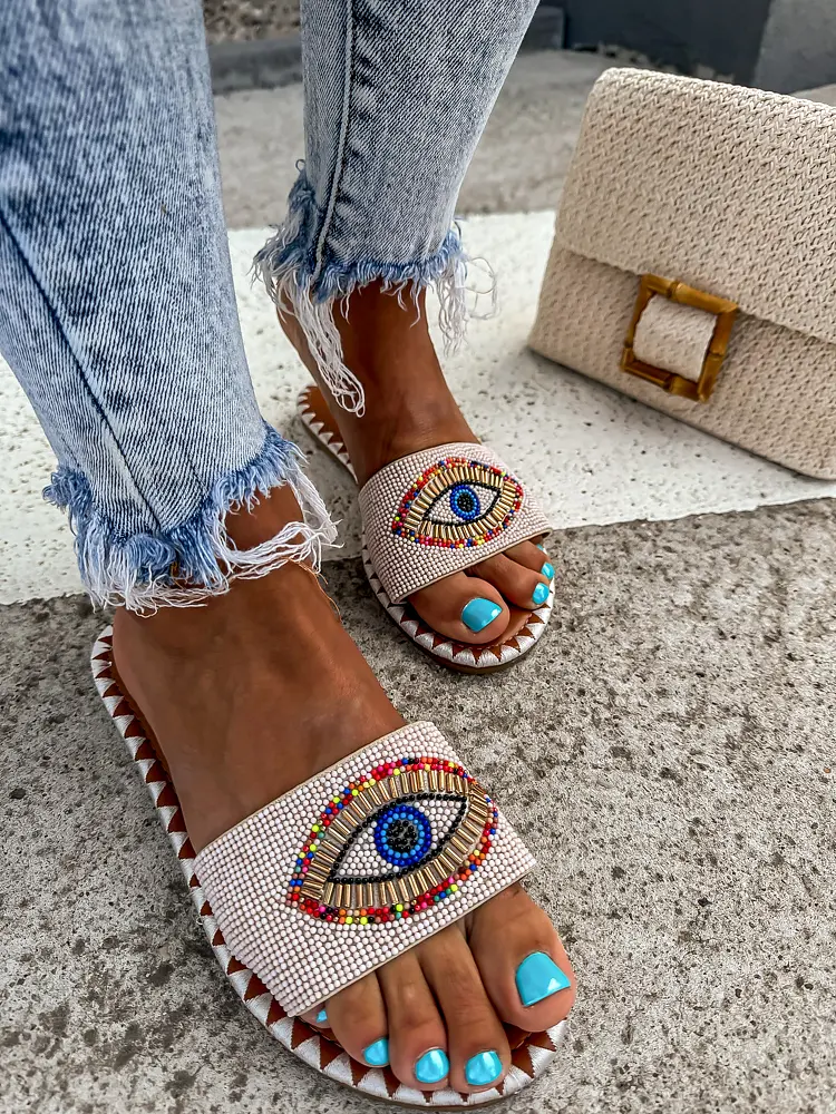 Gyöngyökkel díszített női papucs ADALINE - next