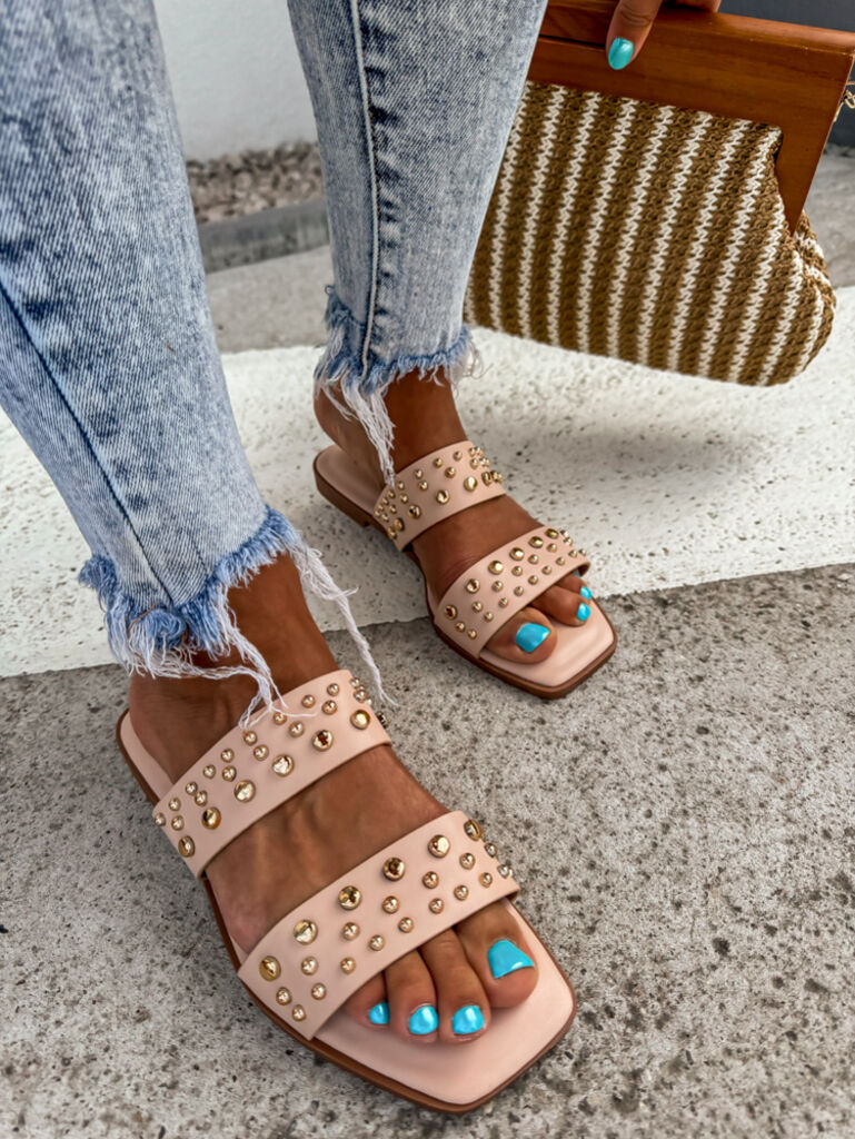 Arany nittekkel díszített papucs ODETT