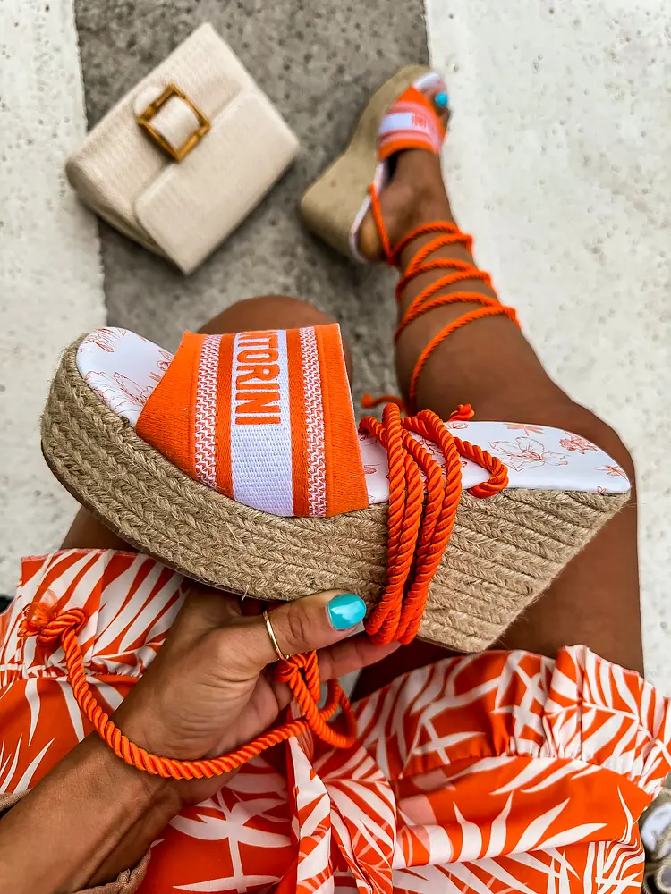 Felkötős platform szandál CRISTINA - next