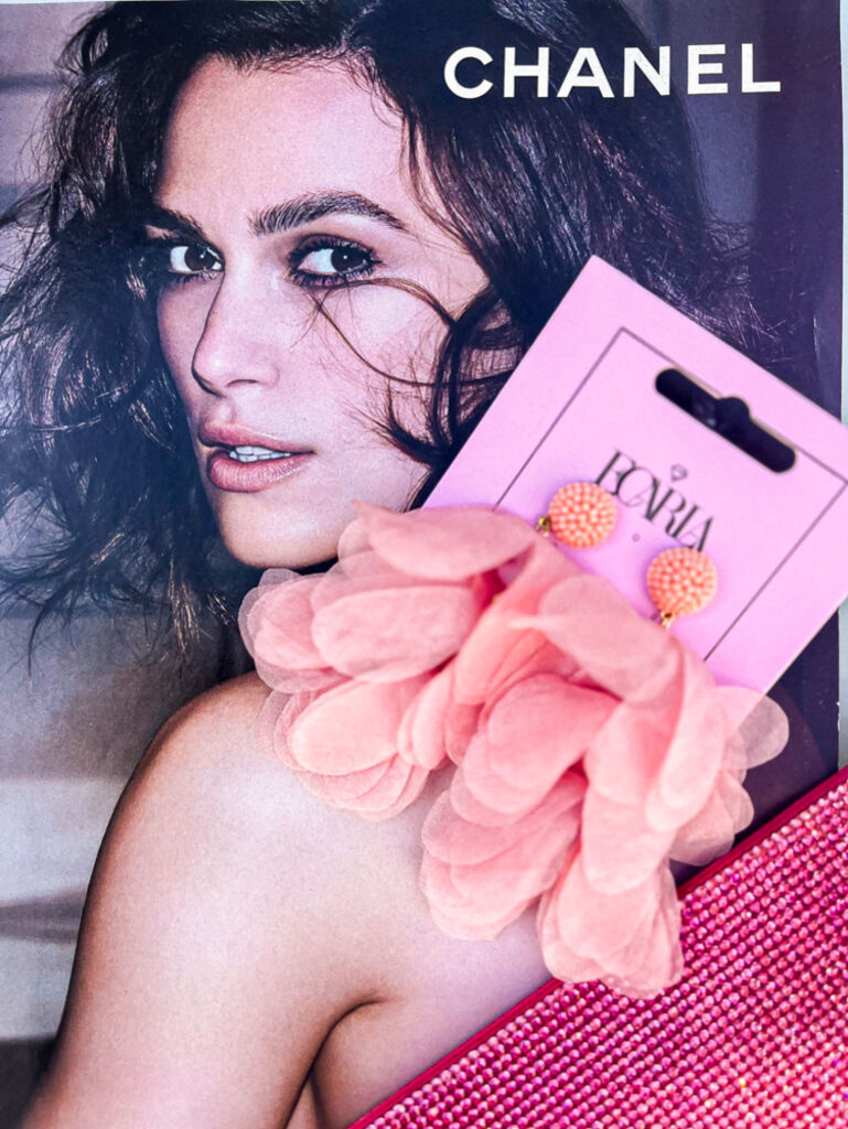 Rózsaszín fülbevaló