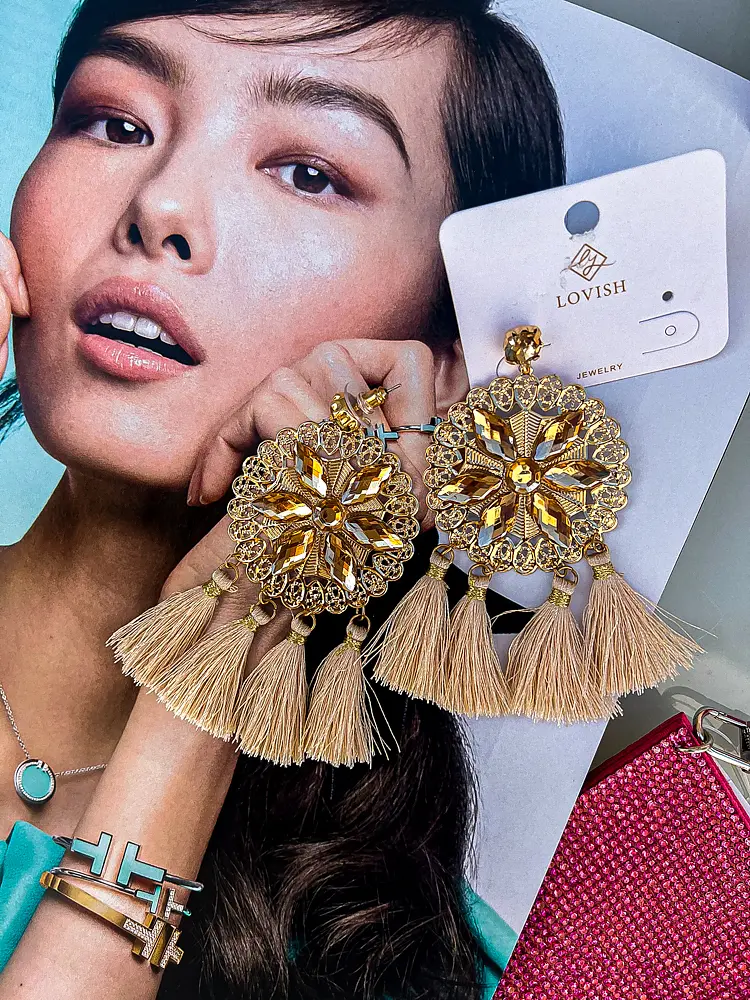 Arany színű fülbevaló