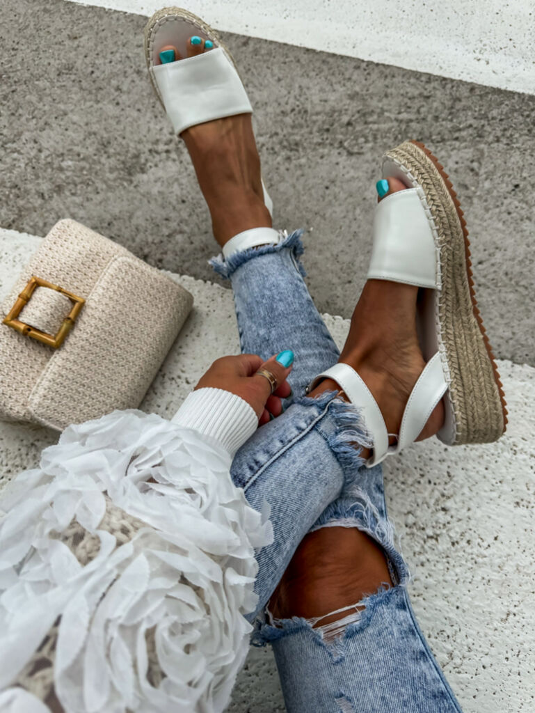 Elegáns szandál VALETTA