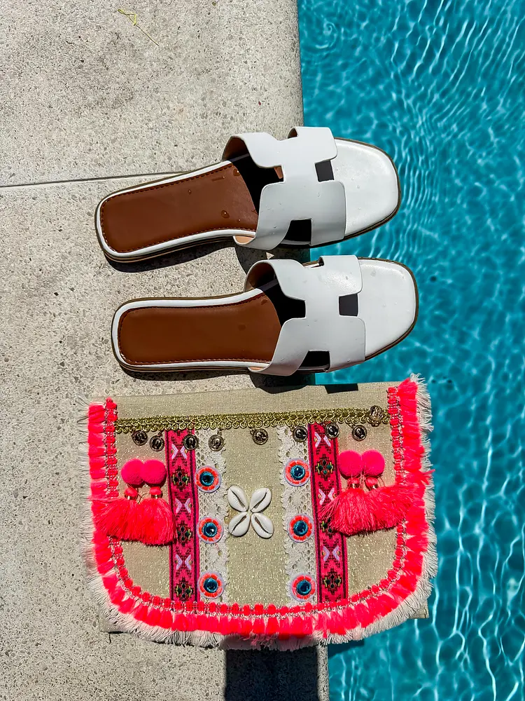 Hímzett női táska FELISHA - next