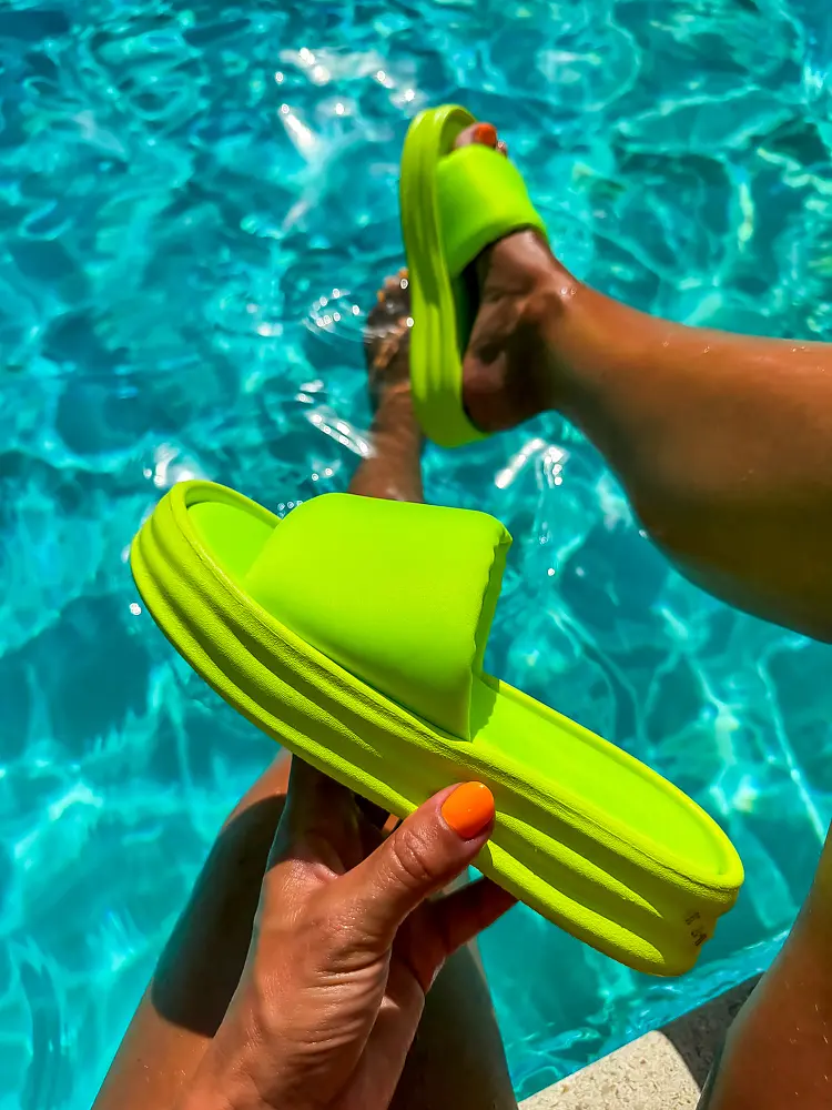 Neon sárga női papucs AVIVA - next