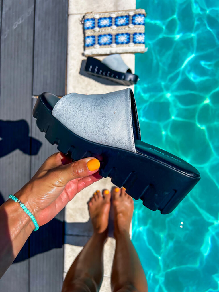 Platformos papucs CORNELIA