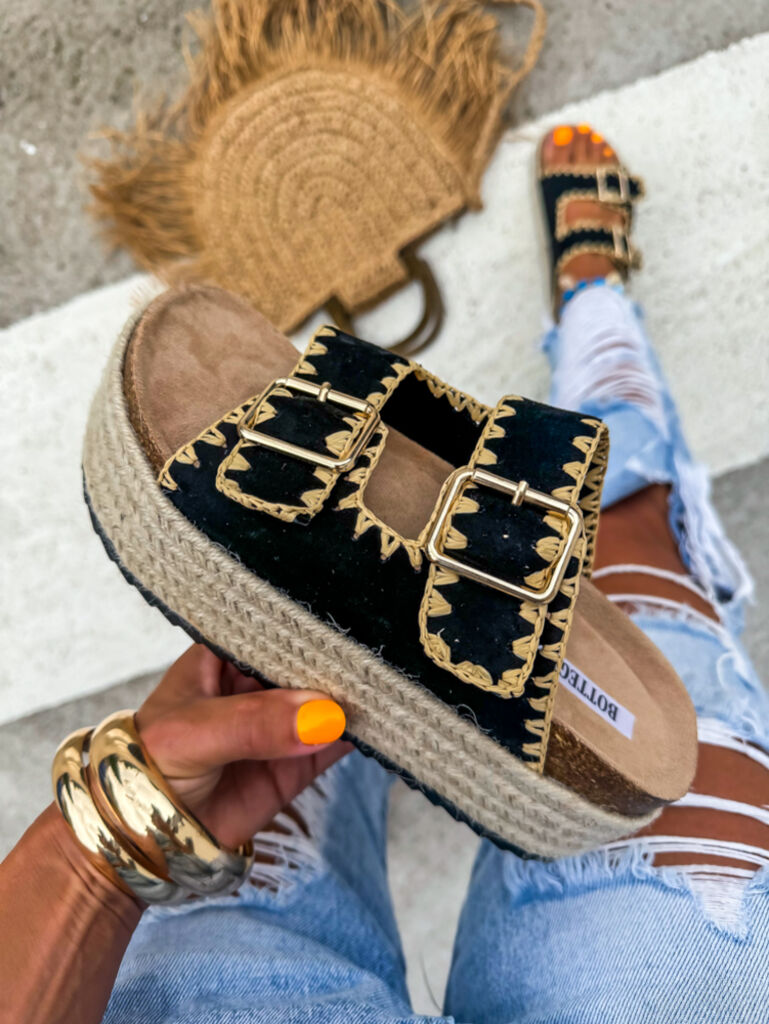 Platformos papucs ENIKA