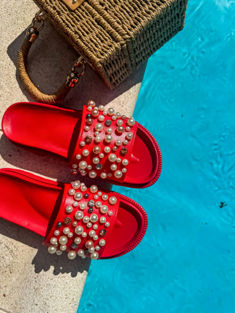 Gyöngyökkel díszített papucs ALYS - next