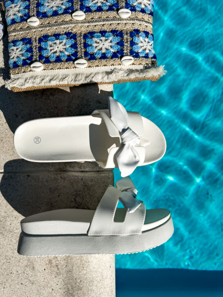 Platformos fehér papucs MERRINA - next