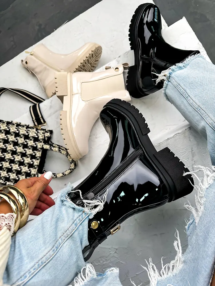 Lakkozott bokacsizma WILSON - next