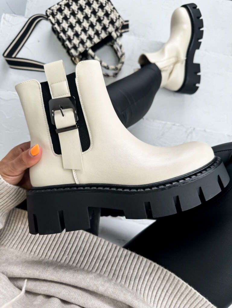 Női bokacsizma KARISSA