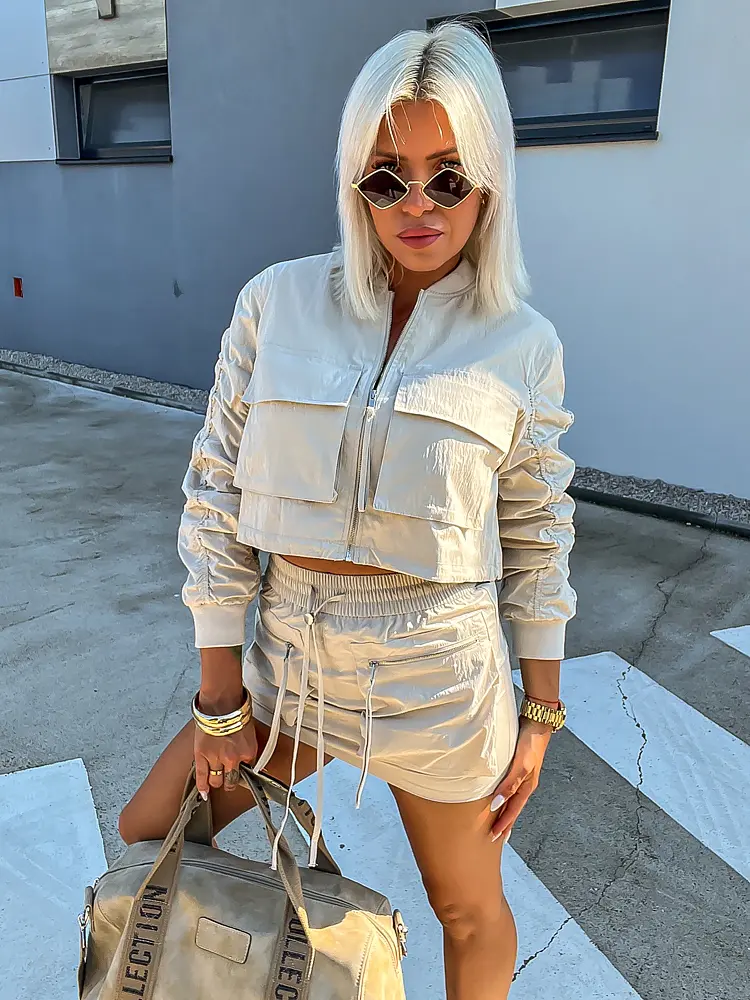 Elegáns női együttes DEVORAH - next