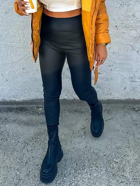 Magas derekú műbőr leggings  