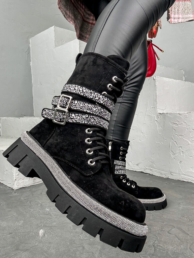 Velúr fűzős bokacsizma MADELYN