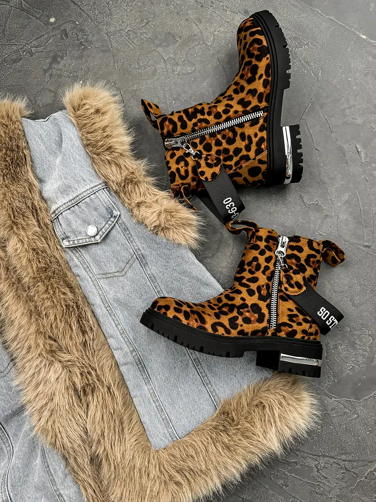 Női leopárdmintás bokacsizma SKYLAR - next