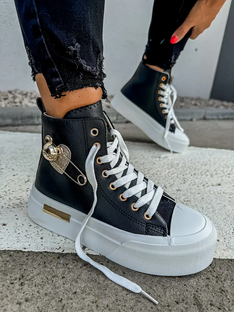 Magasszárú sportcipő arany színű díszekkel ARIADNE