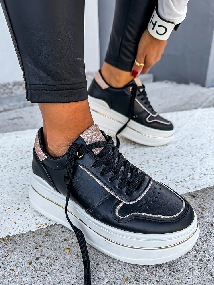 Platformos női sportcipő PAMALLA