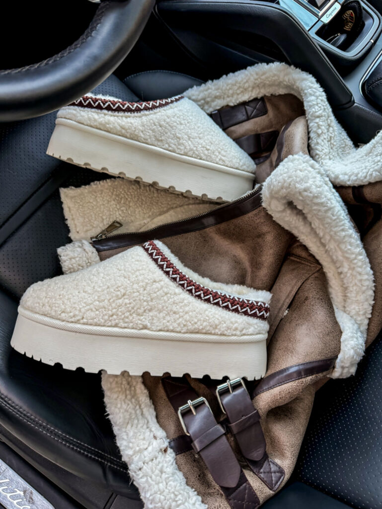 Meleg teddy cipő IMANI - next