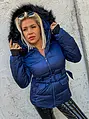 Steppelt kék kapucnis télikabát övvel PRISCILLA
