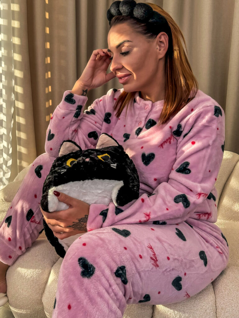 Plüss női pizsama BLACK HEARTS